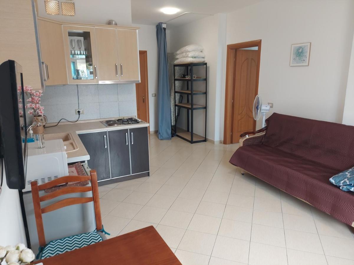 Golden Beach Apartments Durrës Extérieur photo