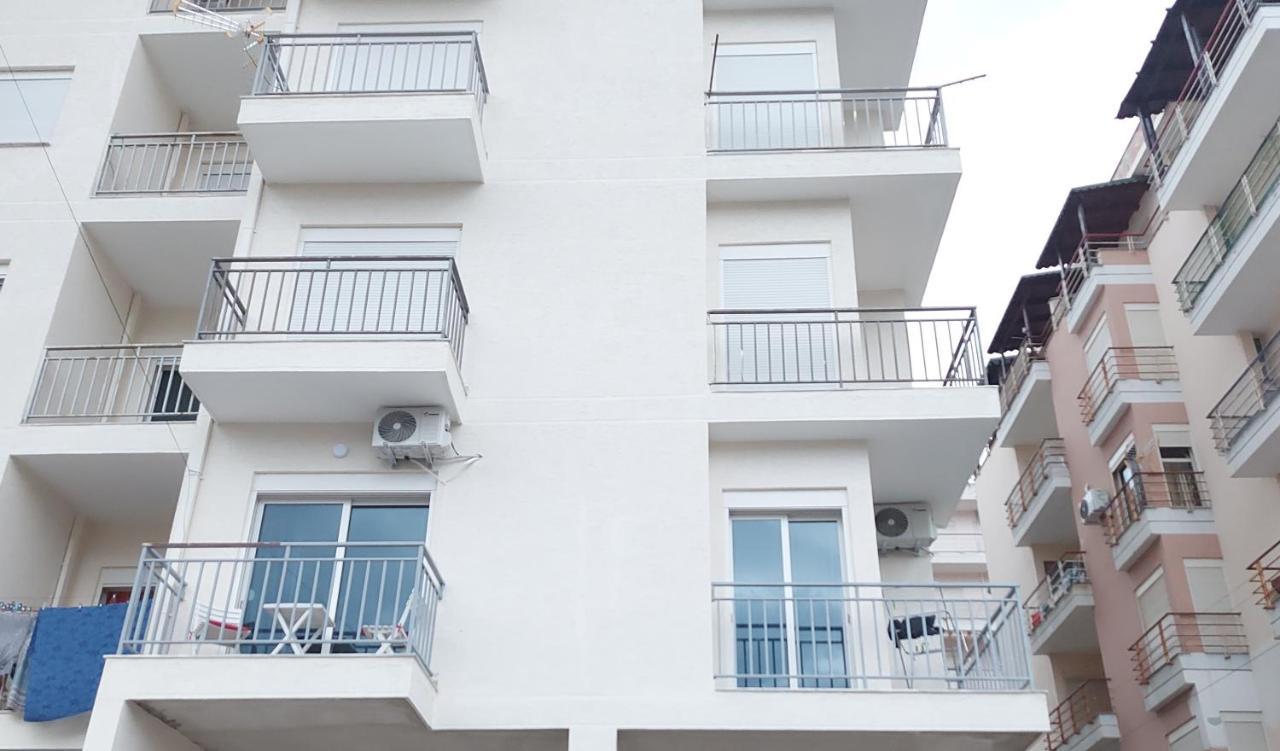Golden Beach Apartments Durrës Extérieur photo